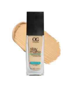 BASE STAY MATTE. PARA PIEL GRASA TONO 420